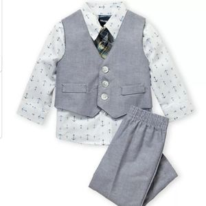 Nautica Four-Piece Dress Vest Set 6 Regular